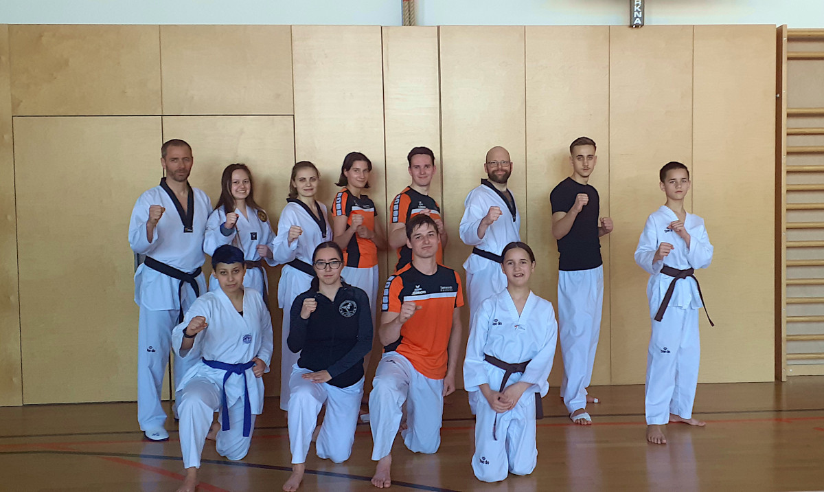 Gemeinsames Training von Taekwondo Union und Taekwondo Maishofen